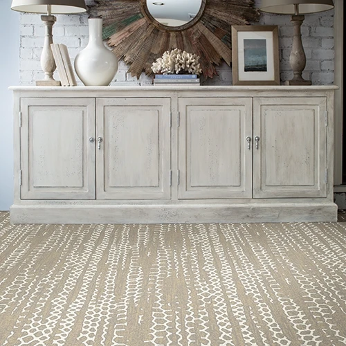 STANTON carpet with side table